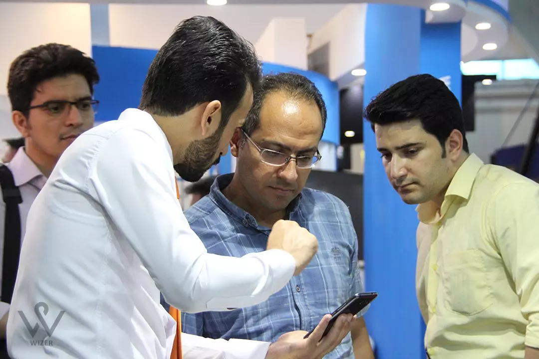 نمایشگاه الکامپ / کاوشکام / وایزر