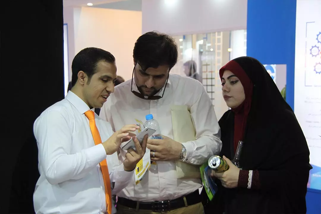 نمایشگاه الکامپ / کاوشکام / وایزر