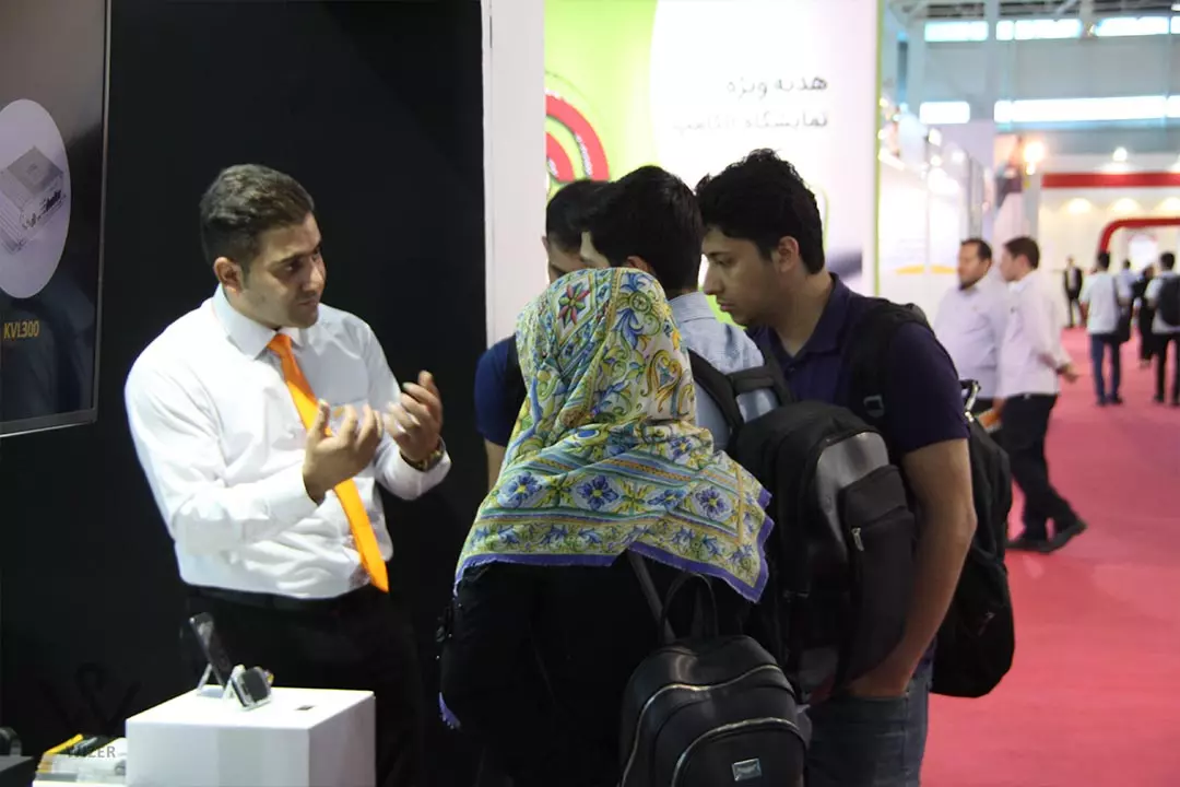 نمایشگاه الکامپ / کاوشکام / وایزر