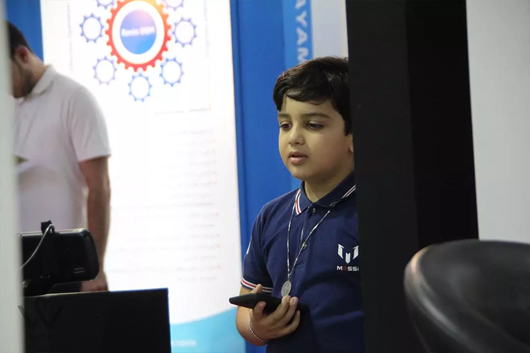 نمایشگاه الکامپ / کاوشکام / وایزر