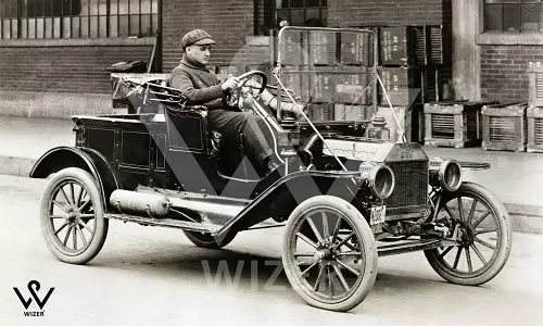 اولین ماشین موتور بنزینی جلو