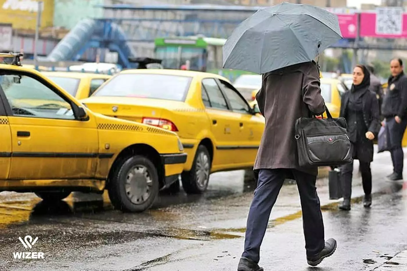 مزایای ردیاب خودرو برای تاکسی های اینترنتی