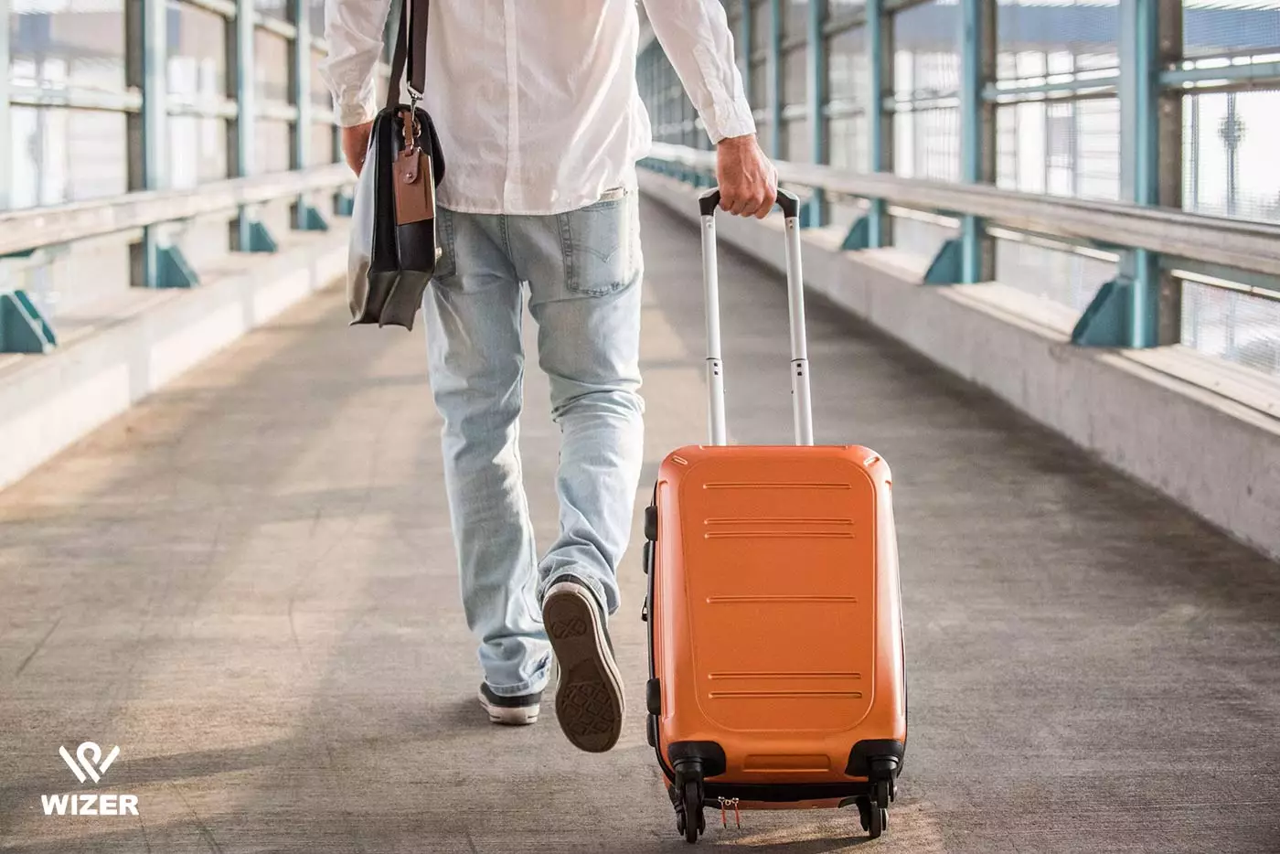 چمدان هوشمند مجهز به ردیاب جی پی اس