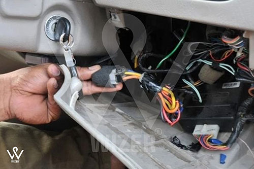 تامین برق ردیاب از طریق سیستم برق خودرو